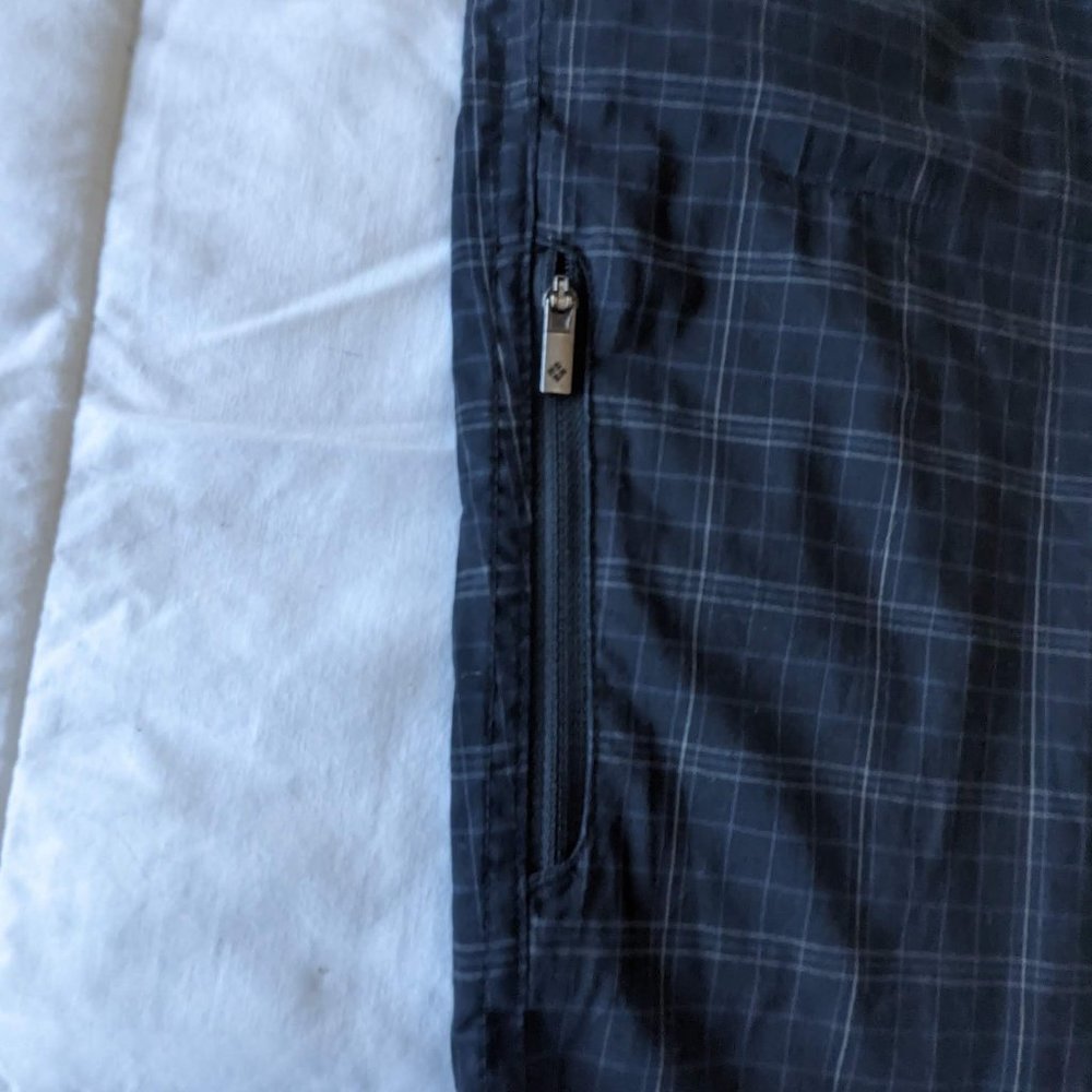Columbia Women's Omni-Wick Shorts - Size 16 - Picture 7 of 12